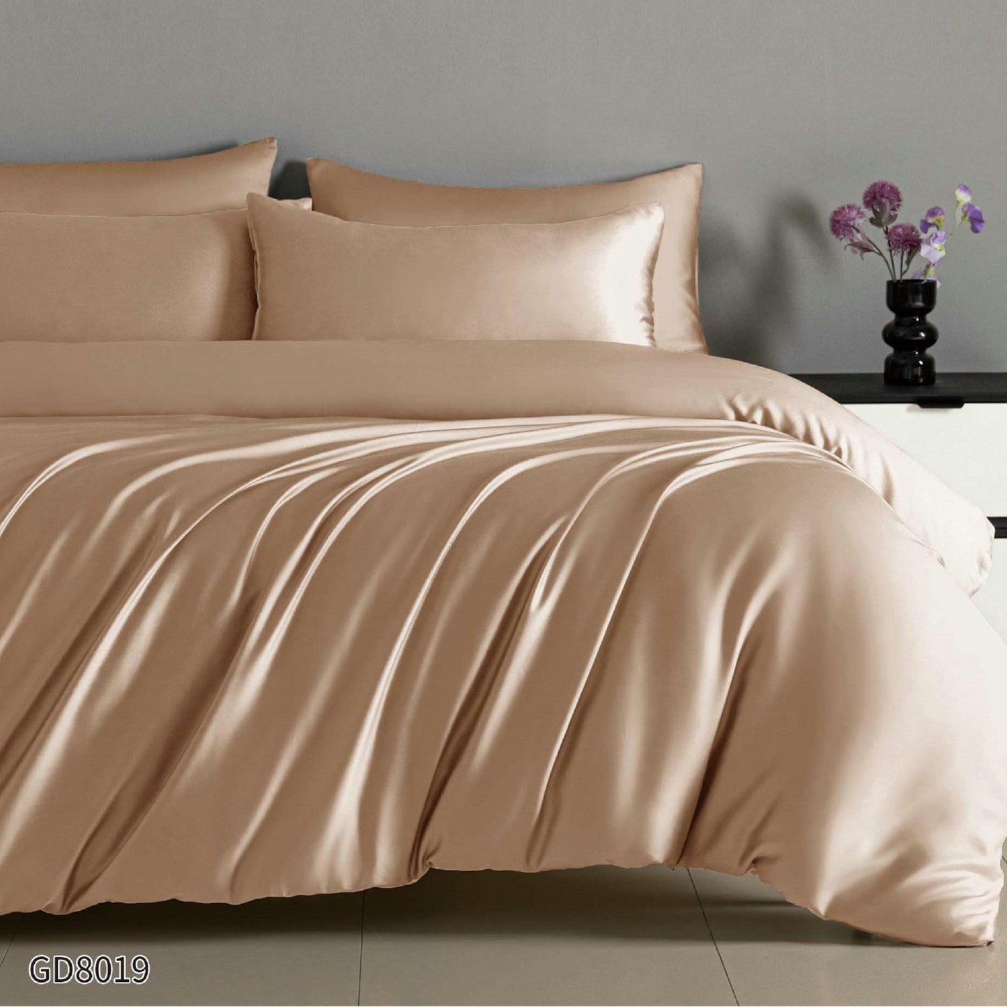 Lenjerie de pat dublu din SATIN EXTRA FIN, cu elastic, 4 piese F-600