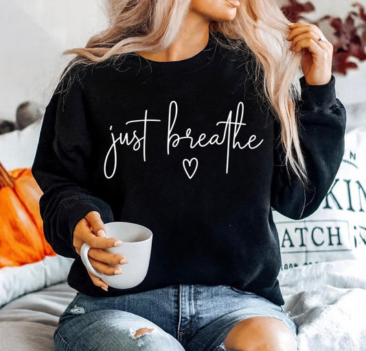 Bluza neagra din bumbac 100% Just breathe