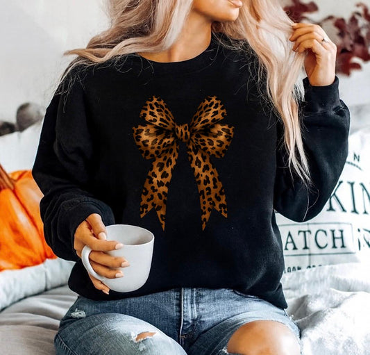 Bluza neagra din bumbac 100% Fundita animal print
