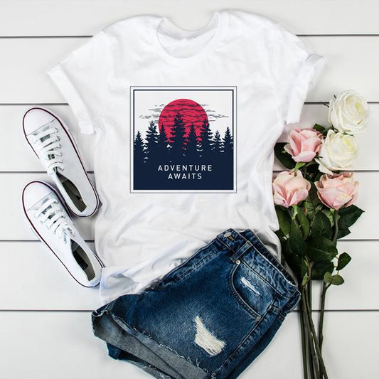 Tricou Adventure Awaits (6584277172408)